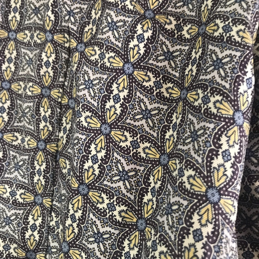 Ann Taylor Silk Button Down Paisley Blouse M - Picture 3 of 6